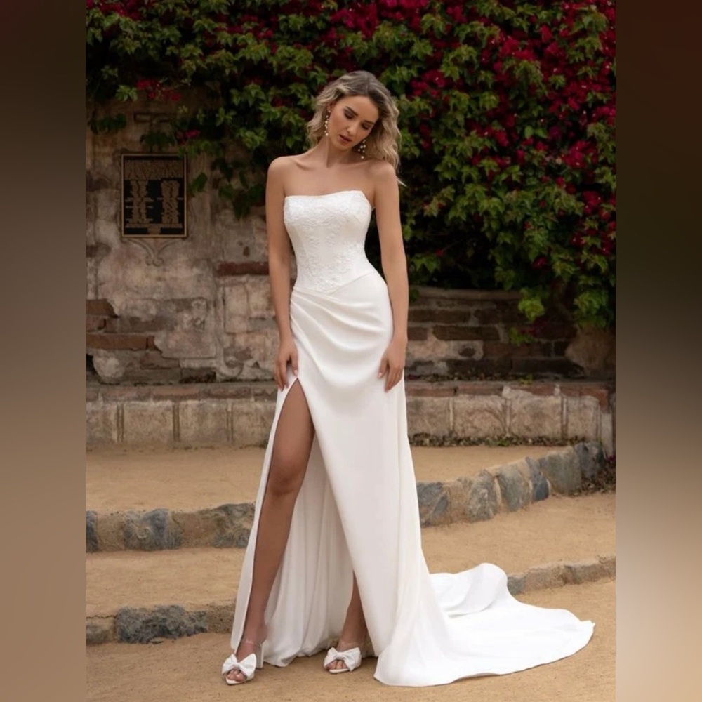NWT Val Stefani Wedding Dress - Ivory - Size 6